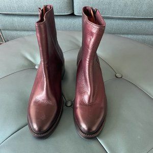 Frye Bootie Side Zip Burgandy 7.5 New